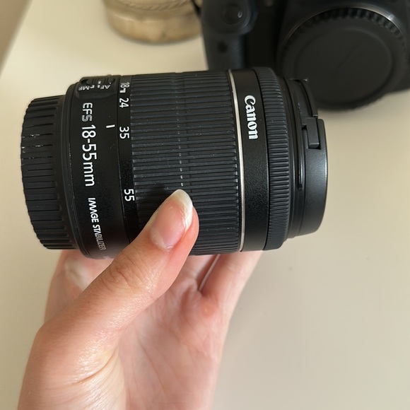 Canon EOS rebel t5i 18-55mm EF-S IS STM Lens - Picture 3 of 5